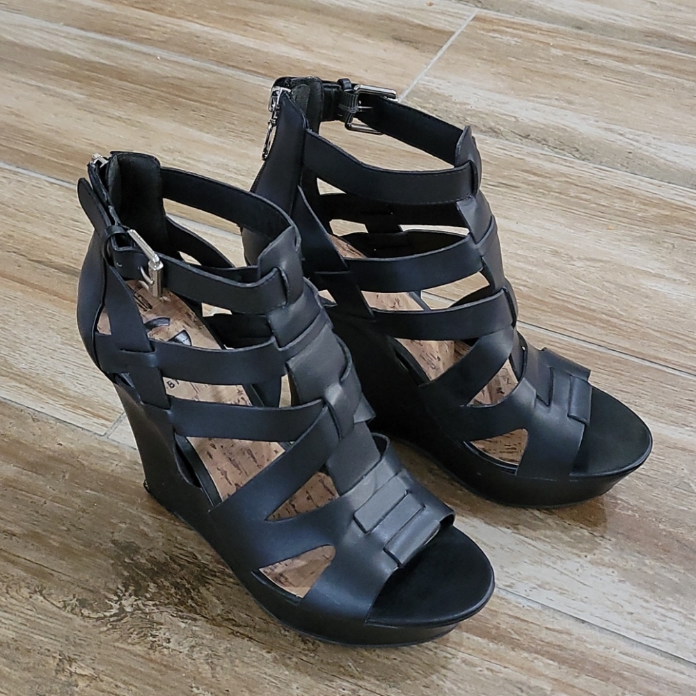 G by Guess wedges size 8